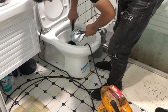 延长疏通下水道